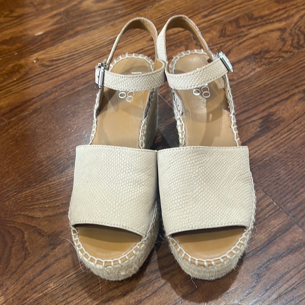 Women’s Franco Sarta Leather 4” Wedge Espadrille Tan size 7